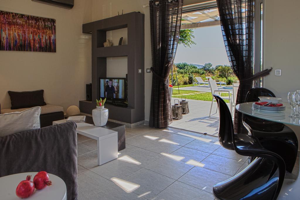 Villa Lefteris Svoronata Exteriér fotografie